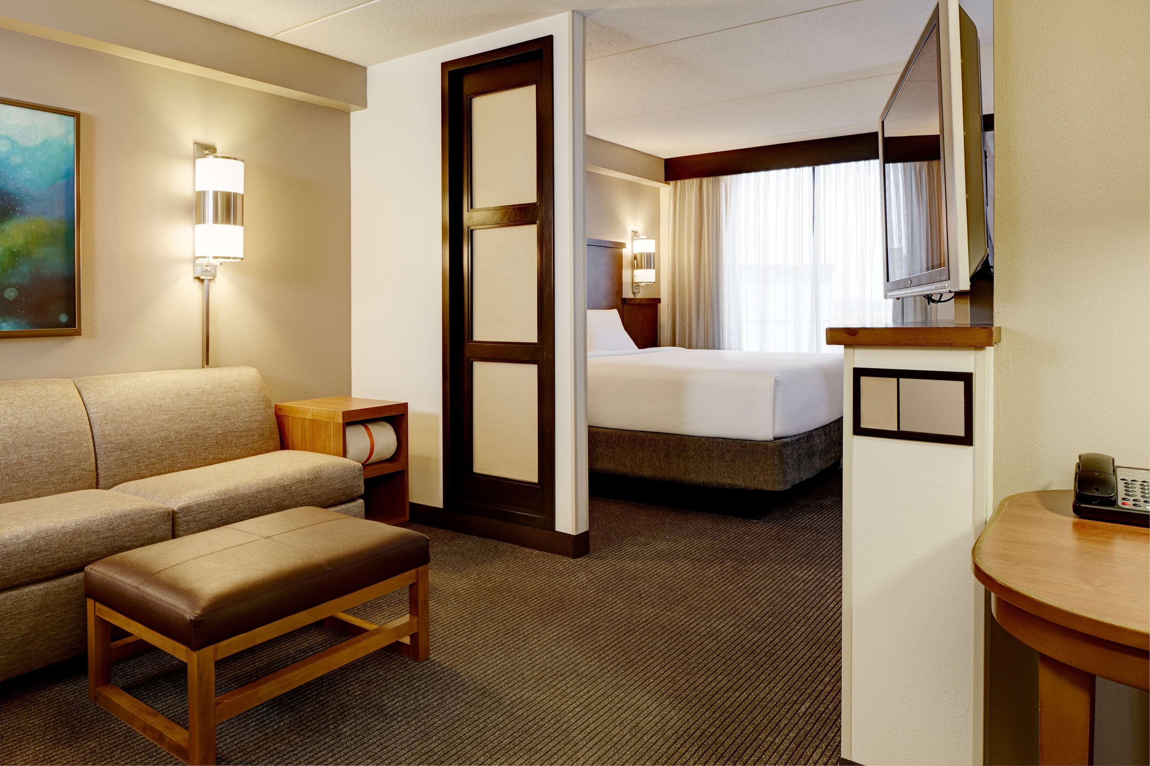 Hyatt Place Dallas North By The Galleria Addison Ngoại thất bức ảnh