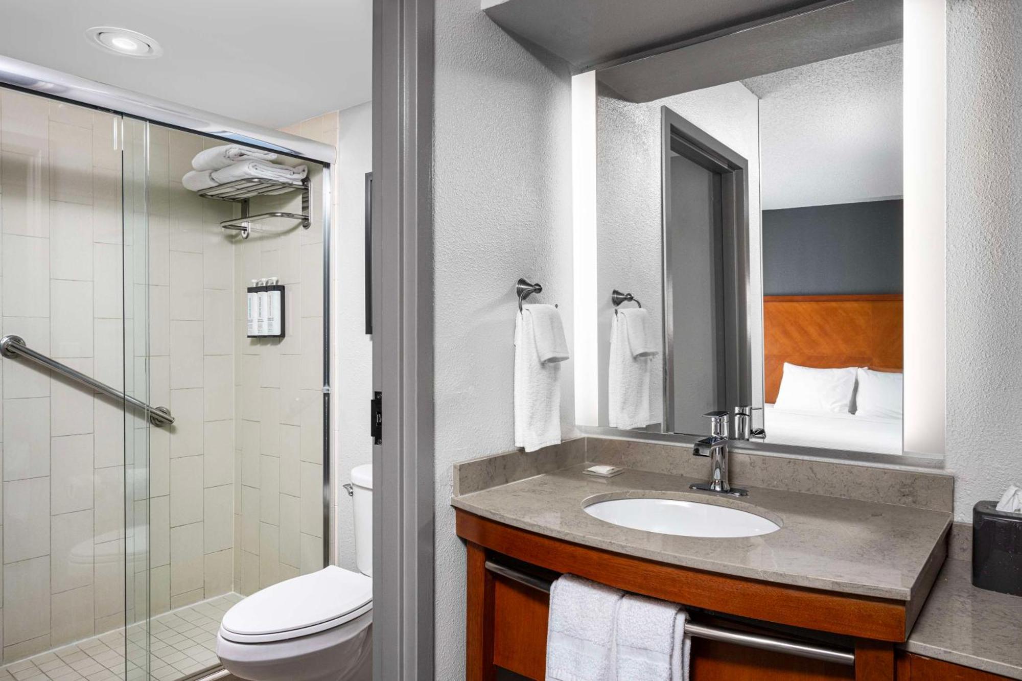 Hyatt Place Dallas North By The Galleria Addison Ngoại thất bức ảnh